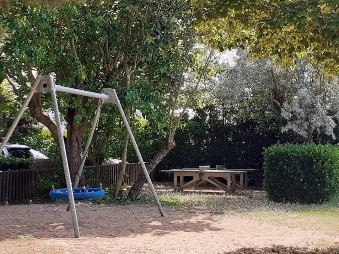 Parc Residentiel A La Cotiniere, Piscine, Proche Plage, Nature & Calme Εξωτερικό φωτογραφία